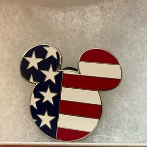 Disney Mickey Trading Pin Stars & Stripes GUC